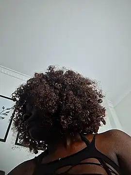 hornycreamybabe online show from 1, 12, 2025