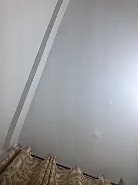 hornycreamybabe online show from 5, 10, 2025