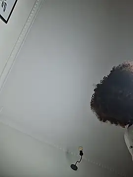 hornycreamybabe online show from 2, 10, 2025