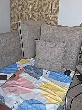 hornycreamybabe online show from 2, 2, 2025