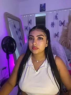 NatashaBrown12 online show from 13, 5, 2026