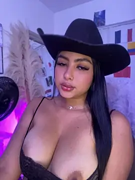 Snapshot of NatashaBrown12 chatting on 15, 7, 2026 NatashaBrown12 online show from 15, 7, 2026