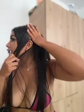 NatashaBrown12 online show from 30, 4, 2026
