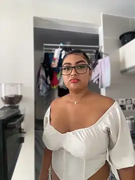 NatashaBrown12 online show from 14, 5, 2026