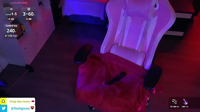 PetiteAngel666 online show from 23, 3, 2025