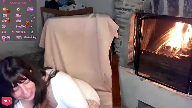 PetiteAngel666 online show from 16, 9, 2025