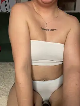 PetiteAngel666 online show from 9, 4, 2026