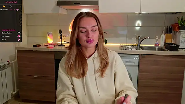 MissLovex online show from 7, 11, 2025