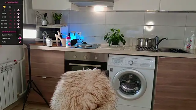 MissLovex online show from 8, 10, 2025