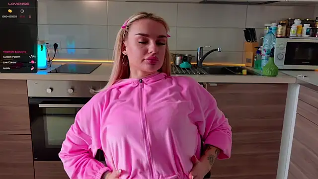 MissLovex online show from 15, 4, 2026