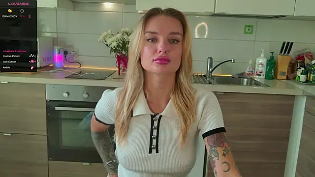 MissLovex online show from 9, 9, 2025