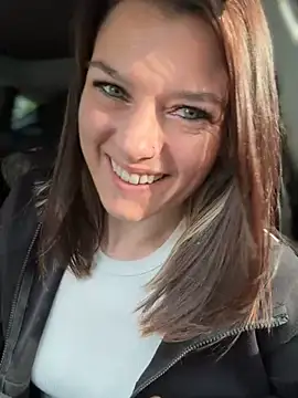 LadyLena1 online show from 10, 9, 2025