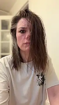 LadyLena1 online show from 25, 3, 2026