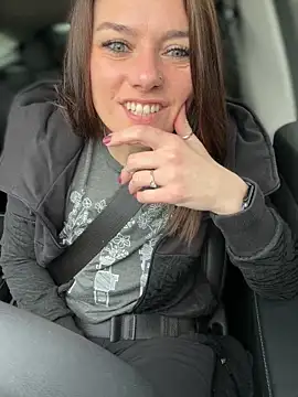 LadyLena1 online show from 15, 11, 2025