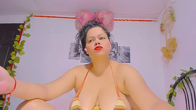 Alhelqueen online show from 2, 11, 2025