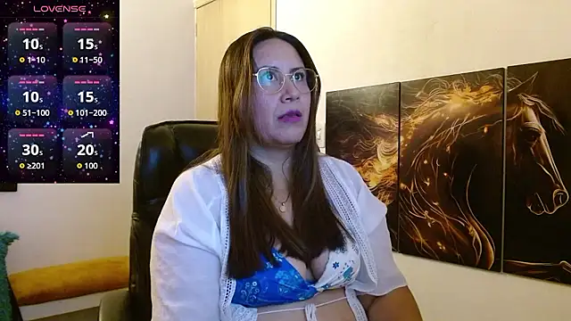 amalia brunette online show from 24, 2, 2026