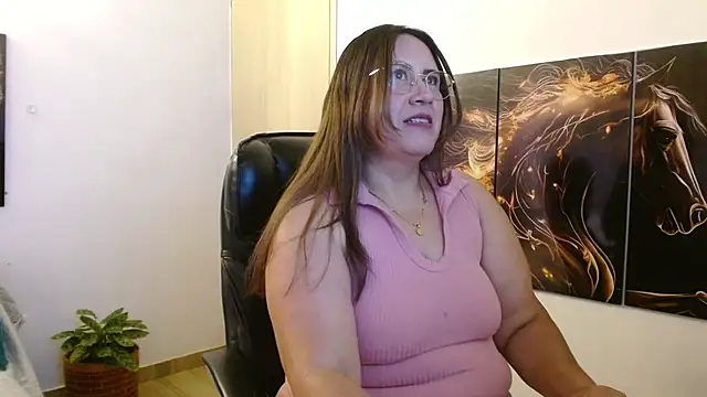 amalia brunette online show from 11, 4, 2026