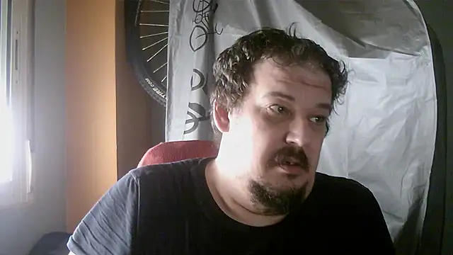 porkorossy online show from 9, 10, 2025