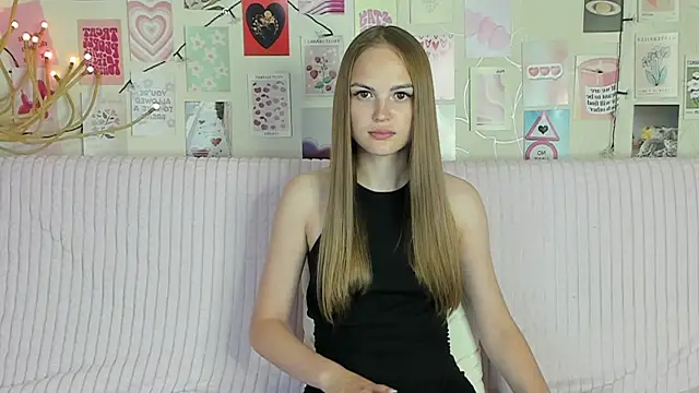 Snapshot of little_radiant_sun chatting on 17, 7, 2026 little radiant sun online show from 17, 7, 2026