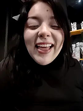 Chubbygrl20 online show from 7, 11, 2025