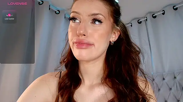 Snapshot of Skinny_Alice chatting on 29, 6, 2026 Skinny Alice online show from 29, 6, 2026