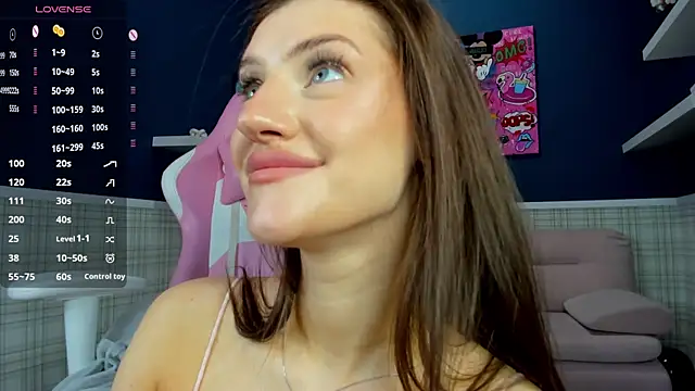 Skinny Alice online show from 9, 11, 2025