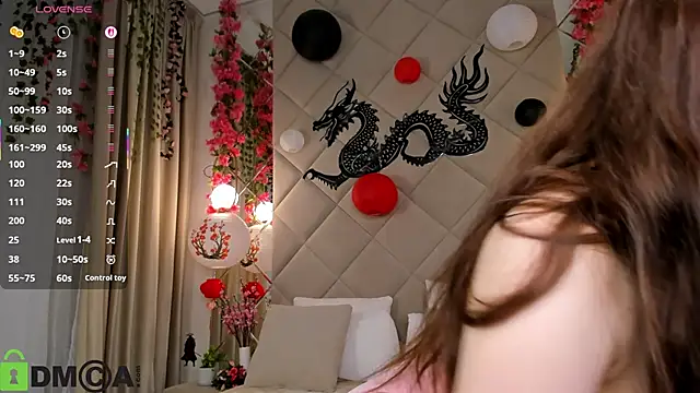 Skinny Alice online show from 24, 11, 2025