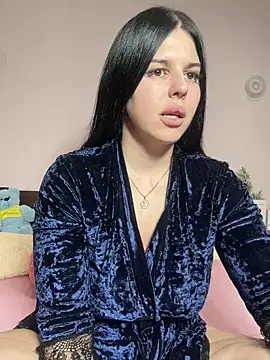 Annatrybebetter online show from 12, 12, 2024