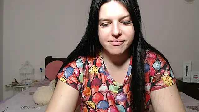 Annatrybebetter online show from 17, 9, 2025