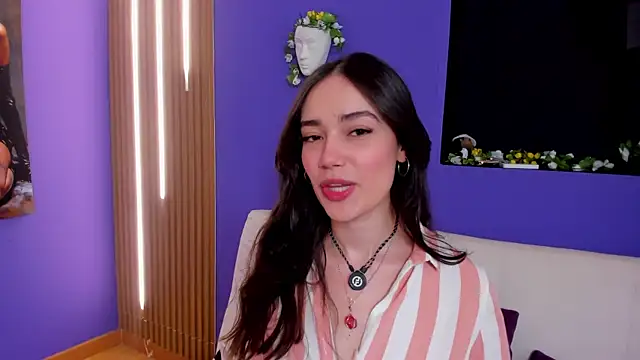 Kate Amaretto  online show from 18, 9, 2025