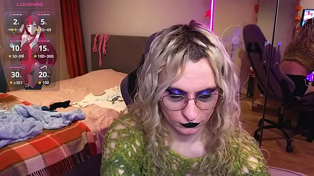 Lori Myaf online show from 11, 11, 2025