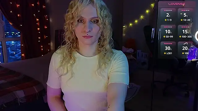 Lori Myaf online show from 2, 3, 2025