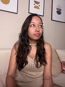 DianaHopson online show from 15, 5, 2026