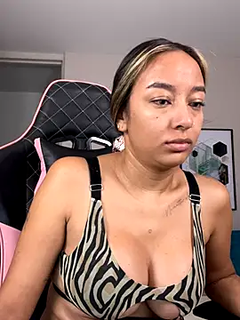 DianaHopson online show from 24, 9, 2025