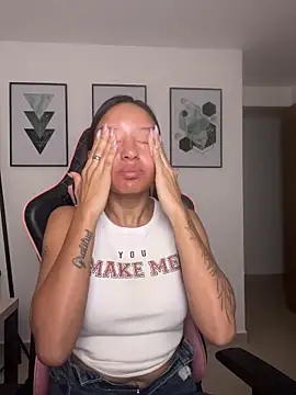 DianaHopson online show from 26, 3, 2026