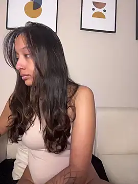 DianaHopson online show from 17, 5, 2026