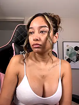 DianaHopson online show from 21, 10, 2025