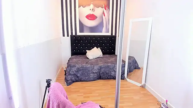 Shanelle   online show from 22, 9, 2025