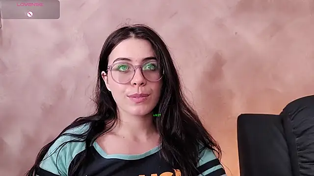 Snapshot of irinasweet27 chatting on 17, 1, 2026 irinasweet27 online show from 17, 1, 2026