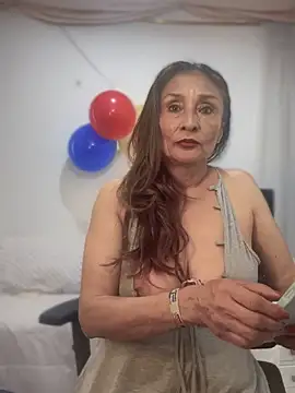 Snapshot of lilian_prada chatting on 17, 6, 2026 lilian prada online show from 17, 6, 2026