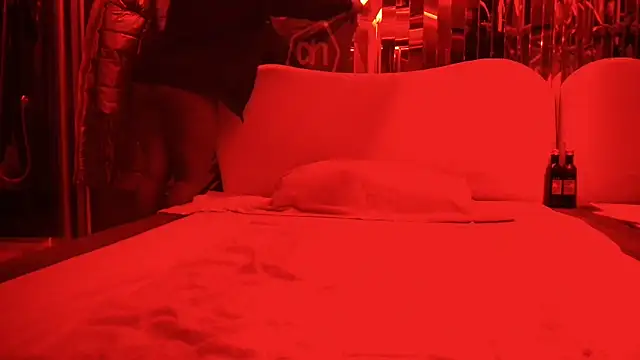 Snapshot of ROXYNL chatting on 23, 12, 2024 ROXYNL online show from 23, 12, 2024