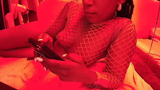 Snapshot of ROXYNL chatting on 27, 9, 2025 ROXYNL online show from 27, 9, 2025