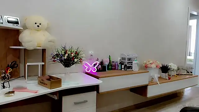 EveLove33 online show from 3, 11, 2025