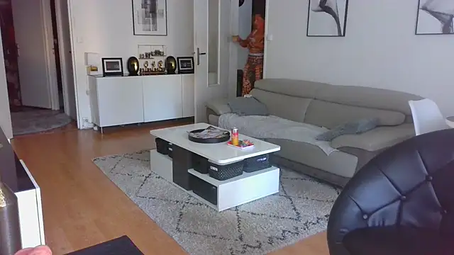 Snapshot of sarametisse26 chatting on 10, 10, 2025 sarametisse26 online show from 10, 10, 2025