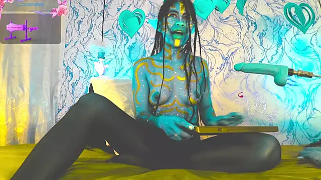 BRITANY WELLS  online show from 2, 4, 2026