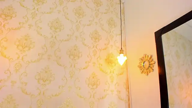 BRITANY WELLS  online show from 7, 11, 2025