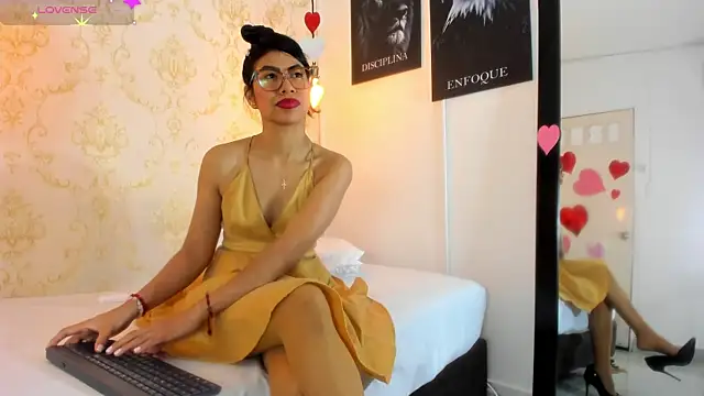 Snapshot of BRITANY_WELLS_ chatting on 18, 2, 2026 BRITANY WELLS online show from 18, 2, 2026