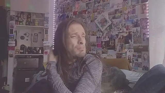 DownstairsSky online show from 17, 2, 2025