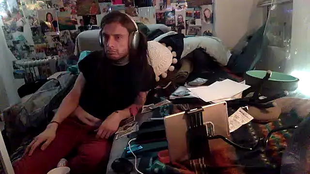 DownstairsSky online show from 31, 1, 2025