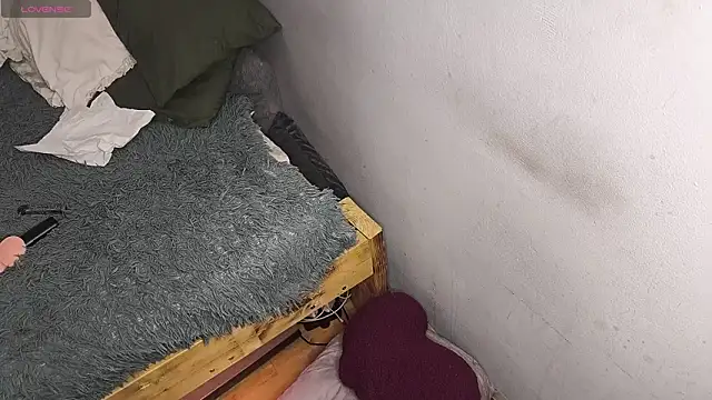 LoveInAllHoles online show from 29, 3, 2026